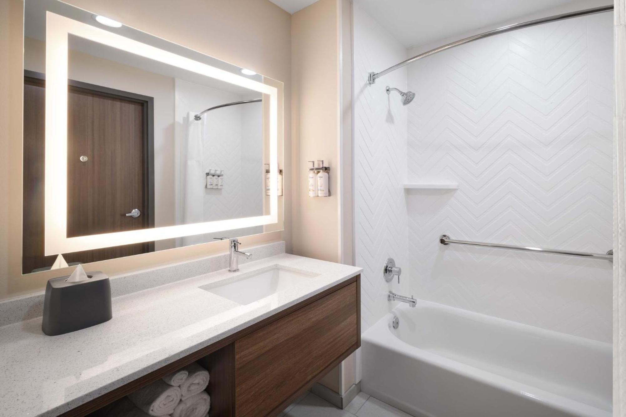 Holiday Inn Montgomery South Airport By Ihg Hope Hull Exteriör bild